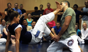 Clase de defensa personal para mujeres